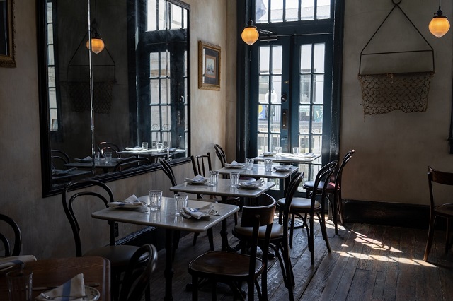 Židle a restaurace – jak vytvořit jednotný a stylový interiér?